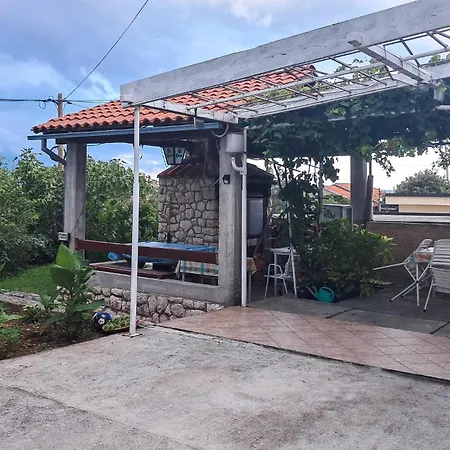 Apartment Amazing In Novi Vinodolski